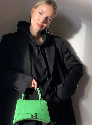 Color matching rules for bags18